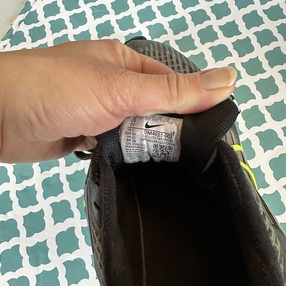 Nike Air Zoom Pegasus 39 NN Black/Volt-Barely Volt DM4015-002 Size 7Y - Picture 7 of 10